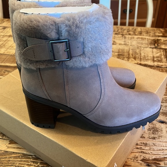 UGG ELISIANA boots - Picture 3 of 7